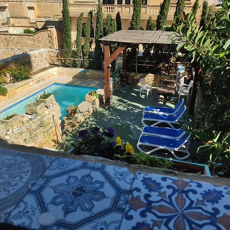 The Garden Gate Bed & Breakfast ซานนัต ห้อง รูปภาพ