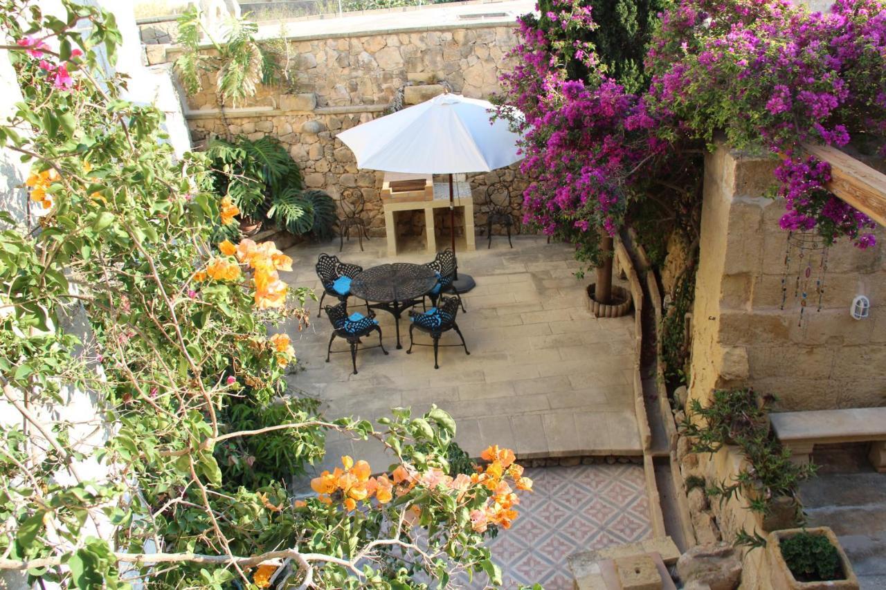 The Garden Gate Bed & Breakfast ซานนัต ภายนอก รูปภาพ